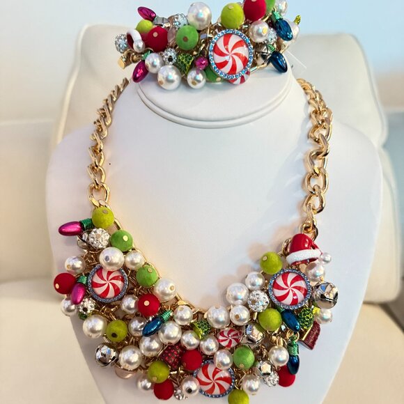 NWT BETSEY JOHNSON HOLIDAY CANDY BIB NECKLACE BRACELET SET CHRISTMAS $366 - Picture 1 of 11